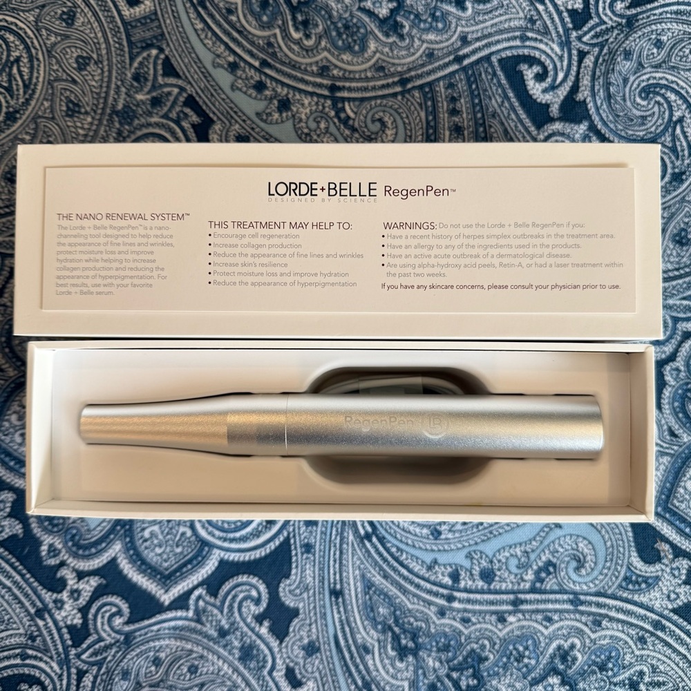 RegenPen Silver Skincare Tool Pen